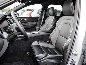 Volvo  Ultimate Dark Recharge Plug-In Hybrid AWD T8 Twin Engine EU6d Allrad HUD StandHZ