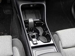 Volvo  Plus Dark 2WD B3 EU6d digitales Cockpit Memory Sitze Soundsystem HarmanKardon LE