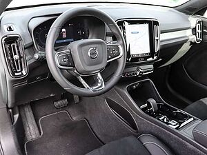 Volvo  Plus Dark 2WD B4 EU6d digitales Cockpit Memory Sitze Soundsystem HarmanKardon 36
