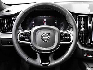 Volvo  Ultimate Dark Recharge Plug-In Hybrid AWD T8 Twin Engine EU6d Allrad HUD StandHZ