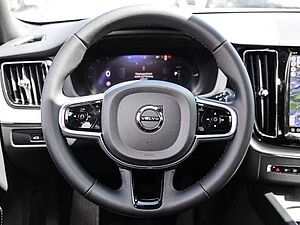Volvo  Plus Dark Recharge Plug-In Hybrid AWD T8 Twin Engine EU6e Allrad StandHZG digita