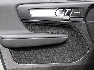 Volvo  Plus Dark 2WD B3 EU6d digitales Cockpit Memory Sitze Soundsystem HarmanKardon LE