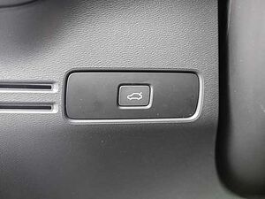 Volvo  Plus Dark 2WD B3 EU6d digitales Cockpit Memory Sitze Soundsystem HarmanKardon LE