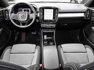 Volvo  Plus Dark 2WD B3 EU6d digitales Cockpit Memory Sitze Soundsystem HarmanKardon LE