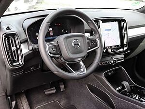 Volvo  Plus Dark 2WD B3 EU6d digitales Cockpit Memory Sitze Soundsystem HarmanKardon LE