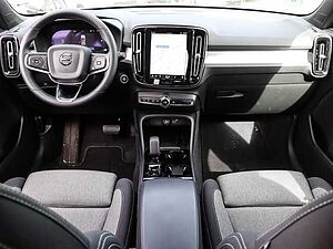 Volvo  Plus Dark 2WD B3 EU6d digitales Cockpit Memory Sitze Soundsystem HarmanKardon LE