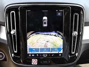 Volvo  Plus Dark 2WD B3 EU6d digitales Cockpit Memory Sitze Soundsystem HarmanKardon LE
