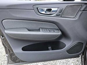 Volvo  Plus Dark Recharge Plug-In Hybrid AWD T8 Twin Engine EU6d Allrad StandHZG digita