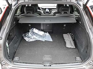Volvo  Plus Dark Recharge Plug-In Hybrid AWD T8 Twin Engine EU6d Allrad StandHZG digita