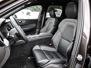 Volvo  Plus Dark Recharge Plug-In Hybrid AWD T8 Twin Engine EU6d Allrad StandHZG digita