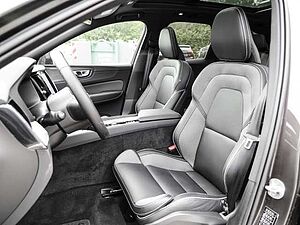 Volvo  Plus Dark Recharge Plug-In Hybrid AWD T8 Twin Engine EU6d Allrad StandHZG digita