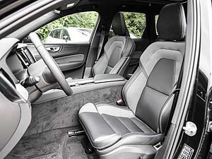 Volvo  Plus Dark Recharge Plug-In Hybrid AWD T8 Twin Engine EU6d Allrad StandHZG digita
