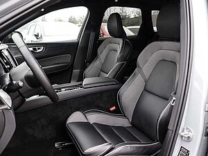 Volvo  Plus Dark Recharge Plug-In Hybrid AWD T8 Twin Engine EU6d Allrad StandHZG digita