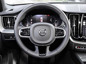 Volvo  Plus Dark Recharge Plug-In Hybrid AWD T8 Twin Engine EU6d Allrad StandHZG digita