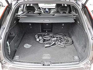 Volvo  Plus Dark Recharge Plug-In Hybrid AWD T8 Twin Engine EU6d Allrad StandHZG digita