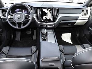 Volvo  Plus Dark Recharge Plug-In Hybrid AWD T8 Twin Engine EU6d Allrad StandHZG digita