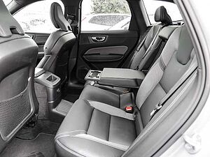 Volvo  Plus Dark Recharge Plug-In Hybrid AWD T8 Twin Engine EU6d Allrad StandHZG digita