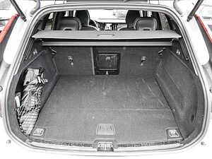 Volvo  Plus Dark Recharge Plug-In Hybrid AWD T8 Twin Engine EU6d Allrad StandHZG digita