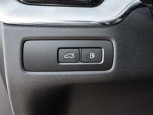 Volvo  Plus Dark Recharge Plug-In Hybrid AWD T6 Twin Engine EU6d Allrad StandHZG digita