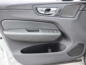 Volvo  Plus Dark Recharge Plug-In Hybrid AWD T6 Twin Engine EU6d Allrad StandHZG digita