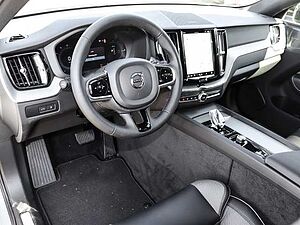 Volvo  Plus Dark Recharge Plug-In Hybrid AWD T8 Twin Engine EU6d Allrad StandHZG digita