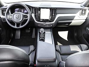 Volvo  Plus Dark Recharge Plug-In Hybrid AWD T8 Twin Engine EU6d Allrad StandHZG digita