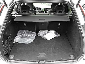 Volvo  Plus Dark Recharge Plug-In Hybrid AWD T6 Twin Engine EU6d Allrad StandHZG digita
