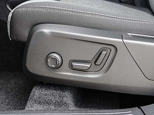 Volvo  Plus Black Edition 2WD B3 EU6d