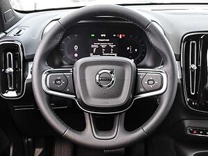 Volvo  Plus Black Edition 2WD B3 EU6d