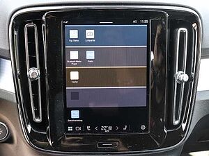 Volvo  Plus Black Edition 2WD B3 EU6d
