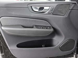 Volvo  Plus Dark Recharge Plug-In Hybrid AWD T6 Twin Engine EU6d Allrad StandHZG digita