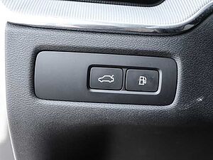 Volvo  Ultimate Dark Recharge Plug-In Hybrid AWD T8 Twin Engine EU6d Allrad HUD StandHZ