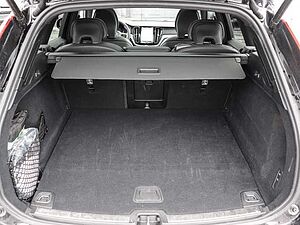 Volvo  Plus Black Edition Recharge Plug-In Hybrid AWD T8 Twin Engine EU6d AD StandHZG