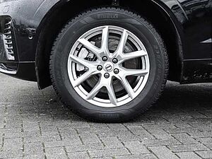 Volvo  Plus Black Edition Recharge Plug-In Hybrid AWD T8 Twin Engine EU6d StandHZG AHK
