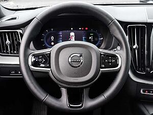 Volvo  Plus Black Edition Recharge Plug-In Hybrid AWD T8 Twin Engine EU6d StandHZG AHK