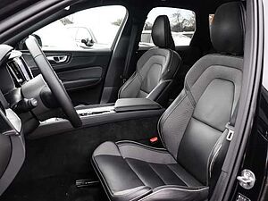 Volvo  Plus Black Edition Recharge Plug-In Hybrid AWD T8 Twin Engine EU6d StandHZG AHK