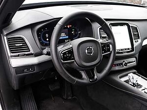 Volvo  Plus Bright Recharge Plug-In Hybrid AWD T8 Twin Engine EU6d 7-Sitzer StandHZG di