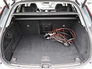 Volvo  Plus Bright Recharge Plug-In Hybrid AWD T8 Twin Engine EU6d StandHZG digitales C