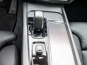 Volvo  Plus Dark Recharge Plug-In Hybrid AWD T6 Twin Engine EU6d StandHZG digitales Coc