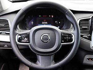 Volvo  Plus Bright AWD B5 Diesel EU6d 7-Sitzer Allrad StandHZG AHK digitales Cockpit Me