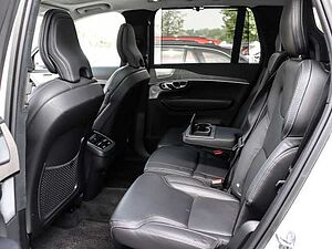 Volvo  Ultimate Bright AWD B5 Diesel EU6d 7-Sitzer Allrad HUD AD StandHZG digitales Coc