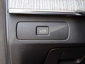 Volvo  Ultimate Bright AWD B5 Diesel EU6d 7-Sitzer Allrad HUD AD StandHZG digitales Coc