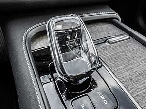 Volvo  Ultimate Bright AWD B5 Diesel EU6d 7-Sitzer Allrad HUD AD StandHZG digitales Coc