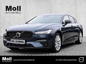 Volvo  R-Design Expression Recharge Plug-In Hybrid AWD T8 Twin Engine EU6d Allrad Stand