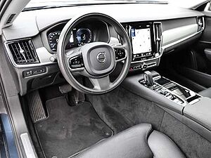 Volvo  R-Design Expression Recharge Plug-In Hybrid AWD T8 Twin Engine EU6d Allrad Stand