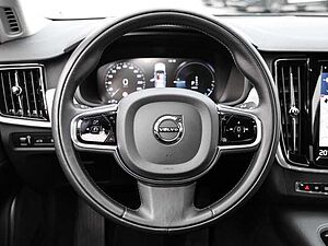 Volvo  R-Design Expression Recharge Plug-In Hybrid AWD T8 Twin Engine EU6d Allrad Stand
