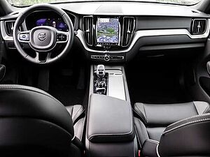 Volvo  Plus Dark 2WD B4 Benzin EU6d StandHZG Leder digitales Cockpit Memory Sitze Sound
