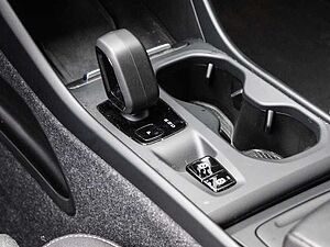 Volvo  Core 2WD B3 EU6d Navi digitales Cockpit Soundsystem LED Scheinwerferreg. El. Hec