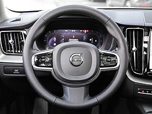 Volvo  Ultimate Dark 2WD B4 Diesel EU6d HUD AD digitales Cockpit Memory Sitze Soundsyst