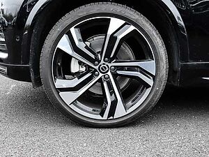 Volvo  Plus Bright AWD B5 Diesel EU6d 7-Sitzer Allrad AD StandHZG digitales Cockpit